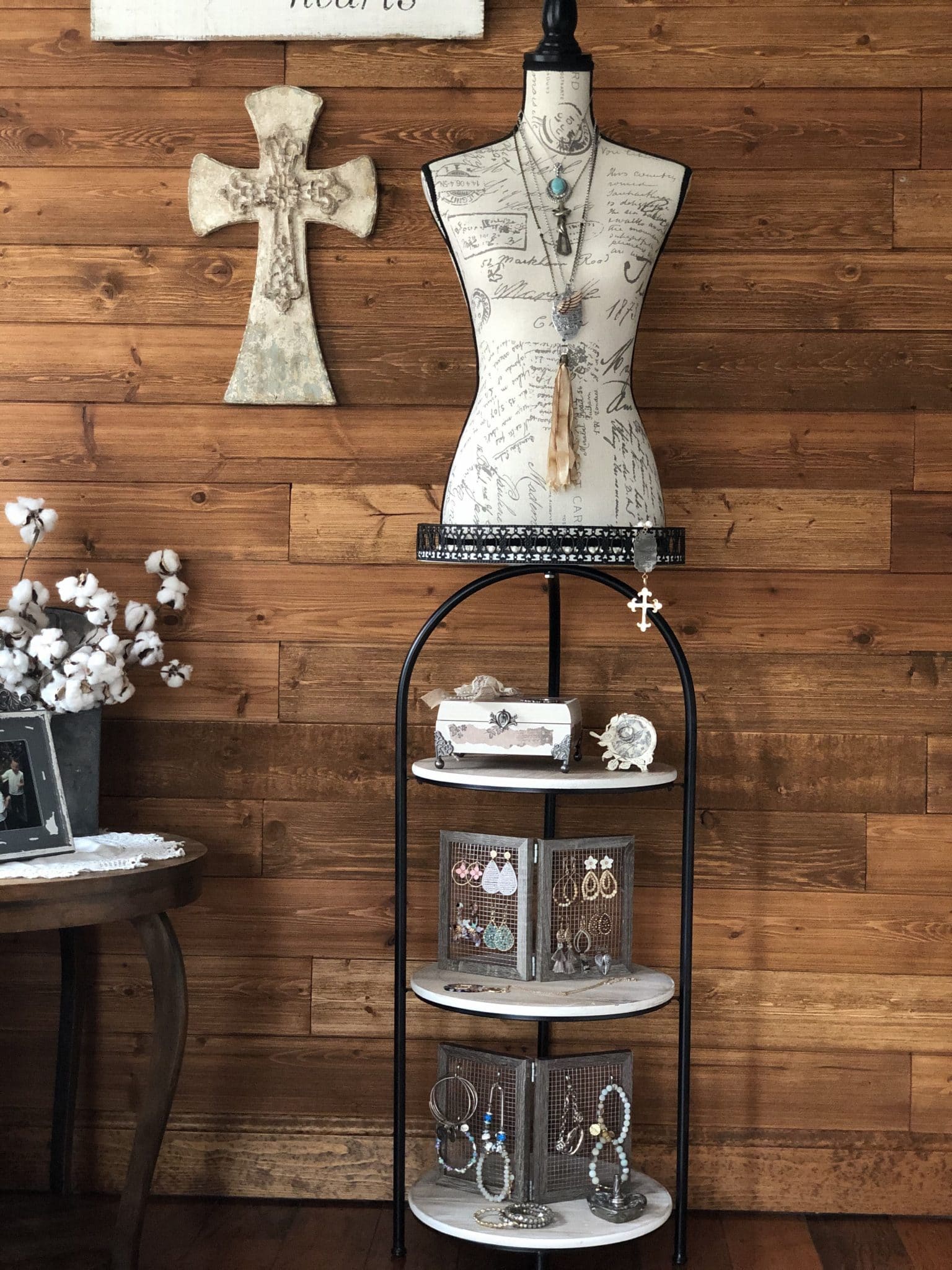 DIY Jewelry Display Stand The Crafty Decorator