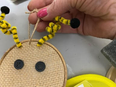 DIY Small Embroidery Hoop Bumble Bee - The Crafty Decorator