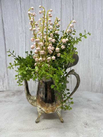 17” Real Touch Lily of the Valley Bundle