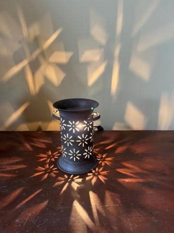 Irvin’s Starburst Tart Warmer, Brown Glaze