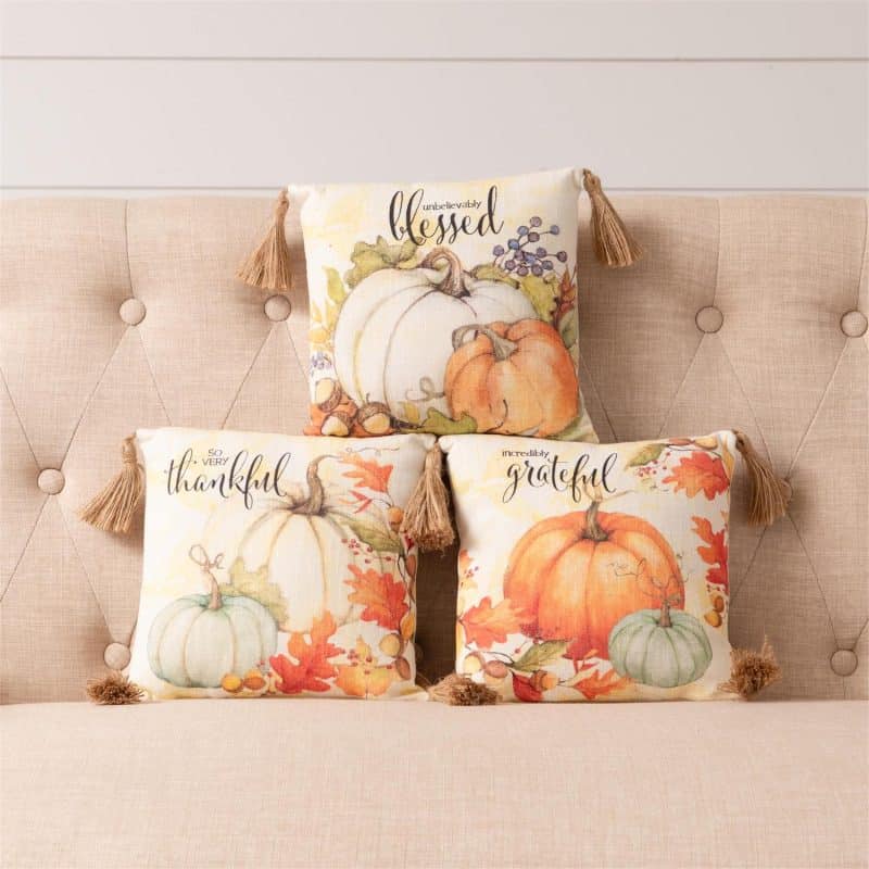 Set of 3 Mini Pillows with Pumpkins