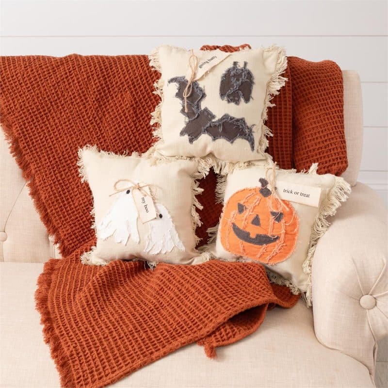 Set of 3 Raggedy Halloween Mini Pillows