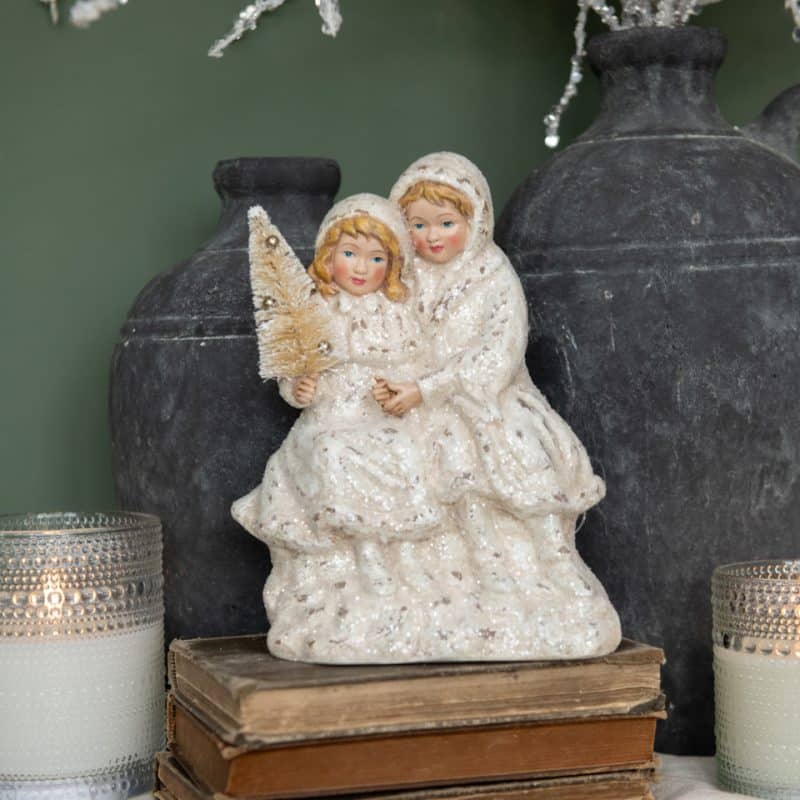 8.5" TABLETOP WINTER COUPLE