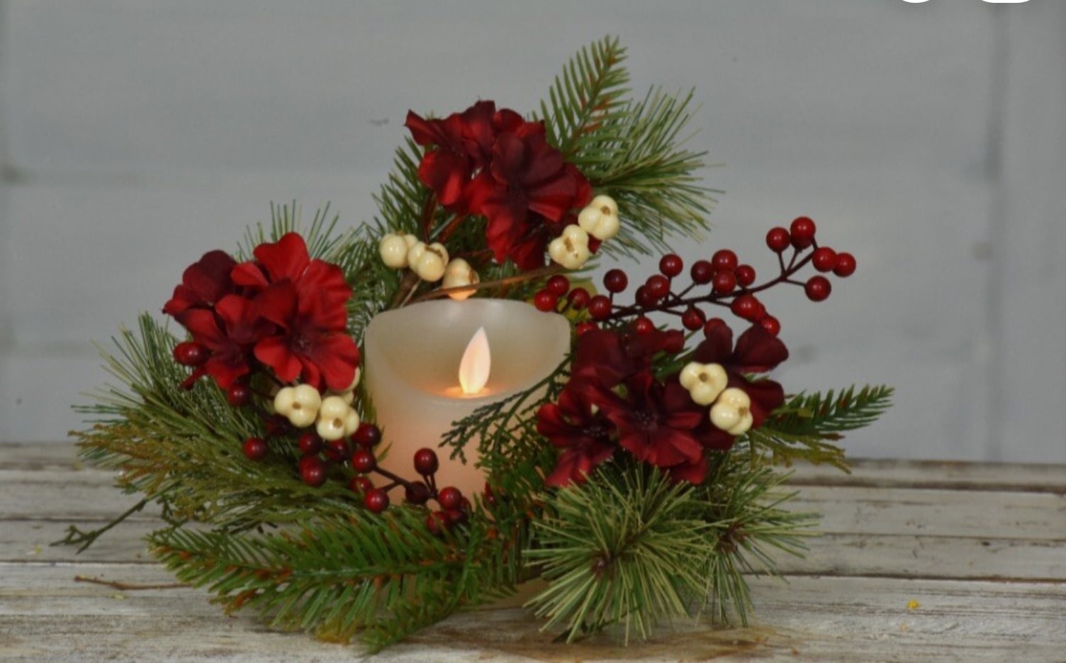 Holiday Hydrangea Candle Ring, 4.5”