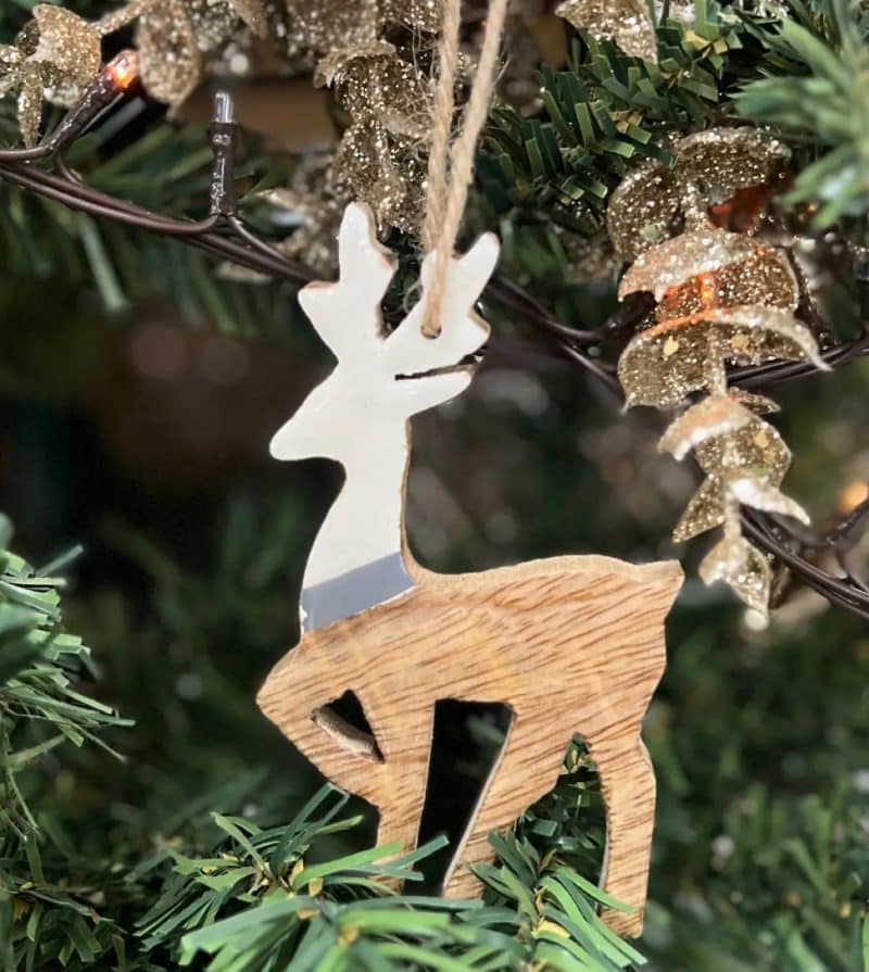 Wooden Deer Ornaments with White Enamel / Set of 6