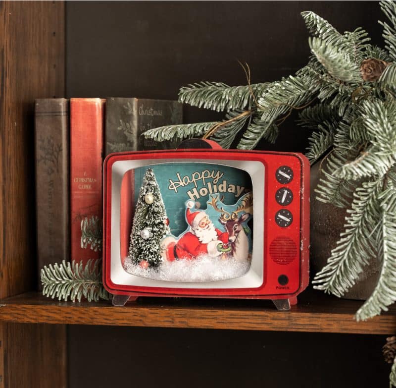 8" HAPPY HOLIDAYS TELEVISION