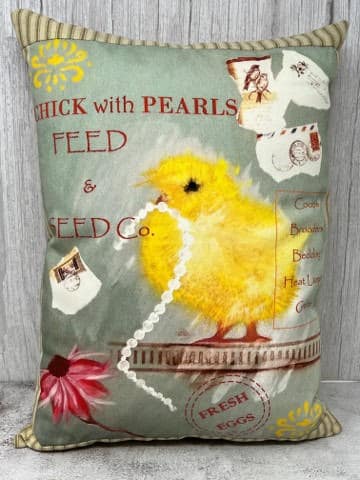 Chick with Pearls Pillow Set - Image 3