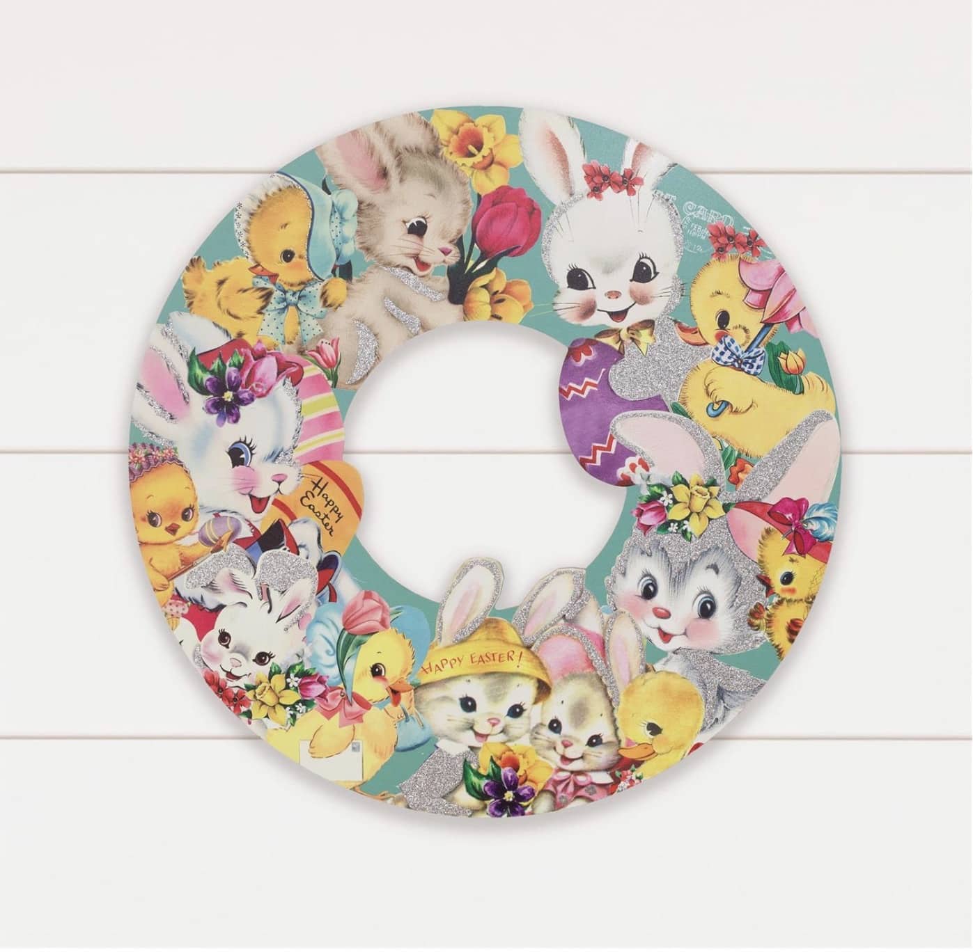 VINTAGE EASTER WREATH CUTOUT