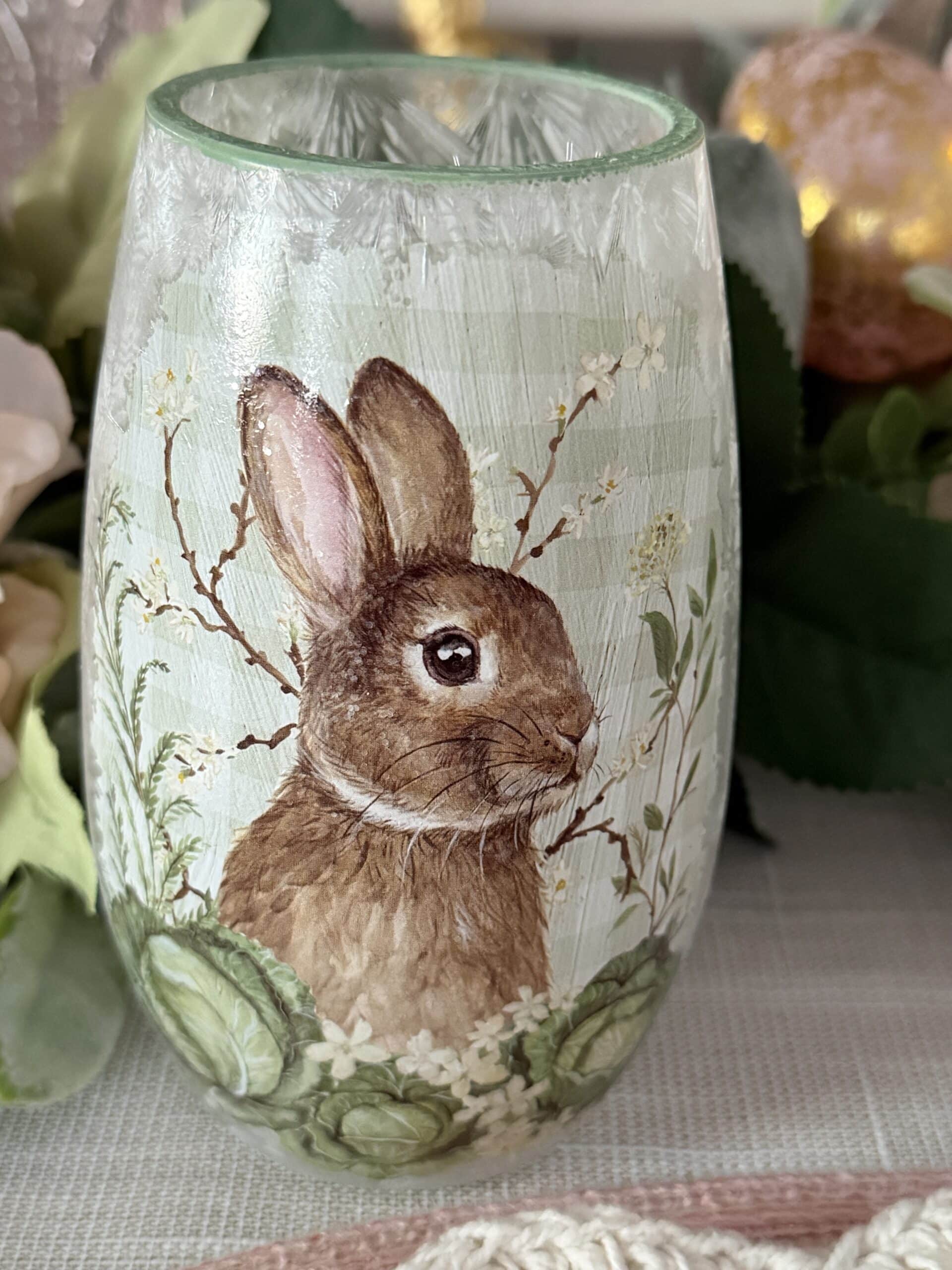 Cabbage Patch Bunny Pre Lit Vase - Image 2