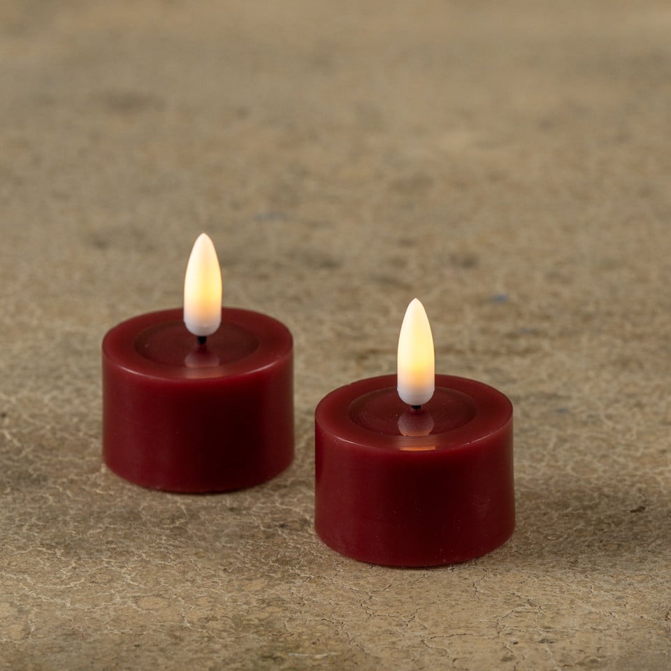 Set of 2 / 3D Flame Tealight Candles with Melting Effect - Image 4