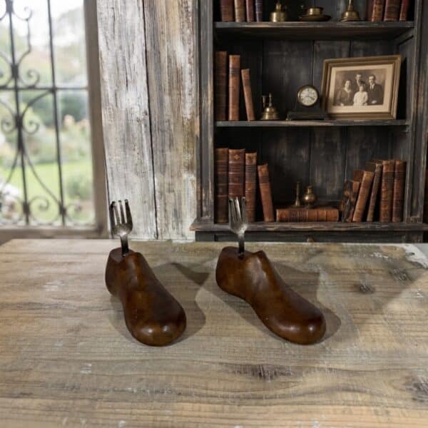 Alternative view of Set of 2 Shoe Horn Picture Holders