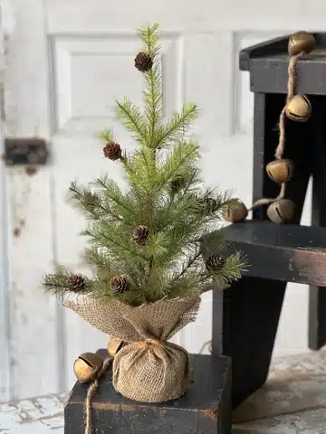 18" Greenup Pine Tree w/ Cones