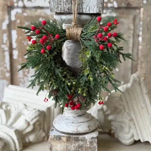 9" Pineheart Berry Hanging Wreath