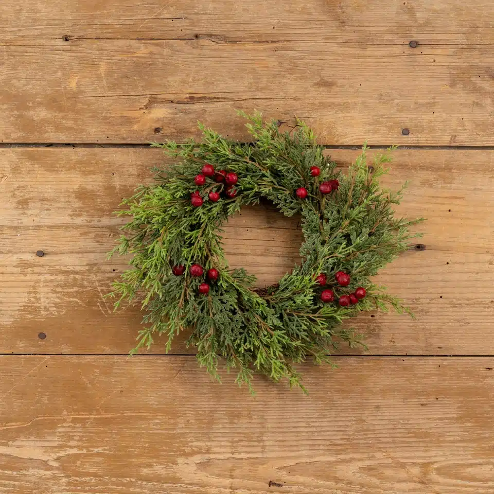 12" SOFT CEDAR & RED BERRY CANDLE RING - Image 2